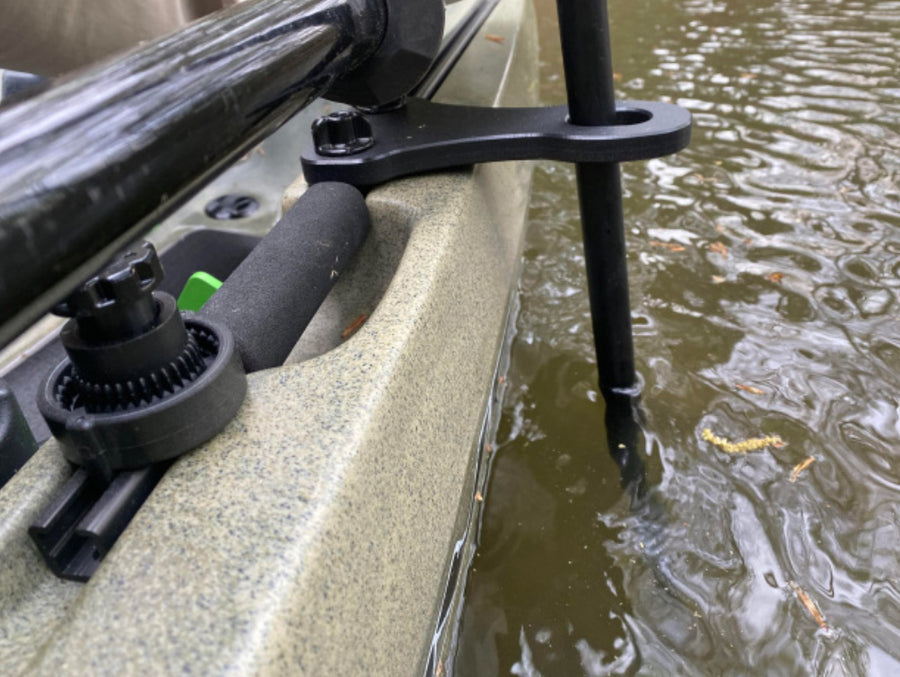 One Objective Anchor Pole Holder